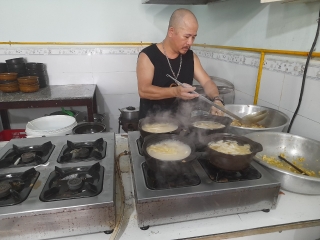 BÁNH CANH CÁ LÓC NỒI ĐẤT PHƯƠNG TRANG - ĐẬM VỊ MIỀN TRUNG TẠI VŨNG TÀU